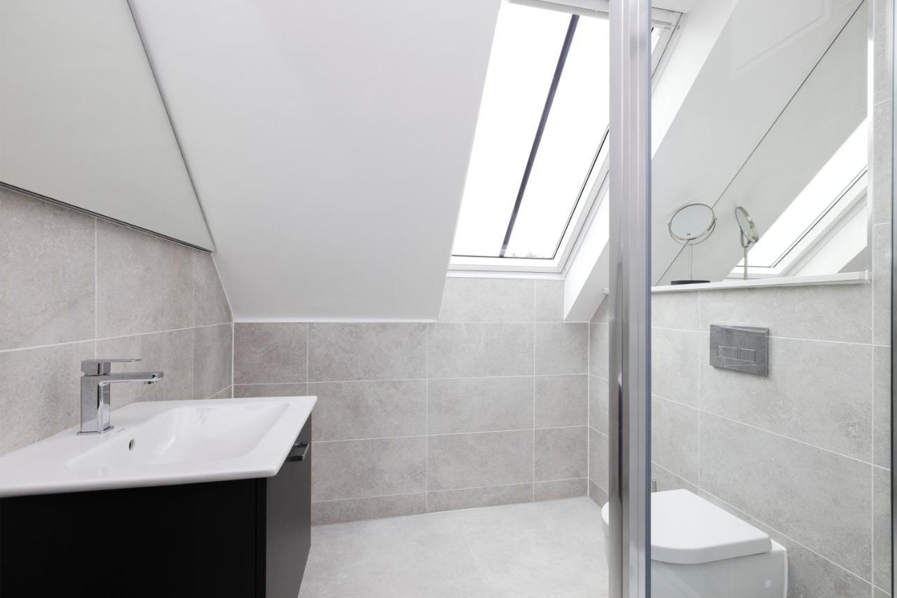 Altido Gorgeous Flat Overlooking Edinburgh Castle Exterior photo