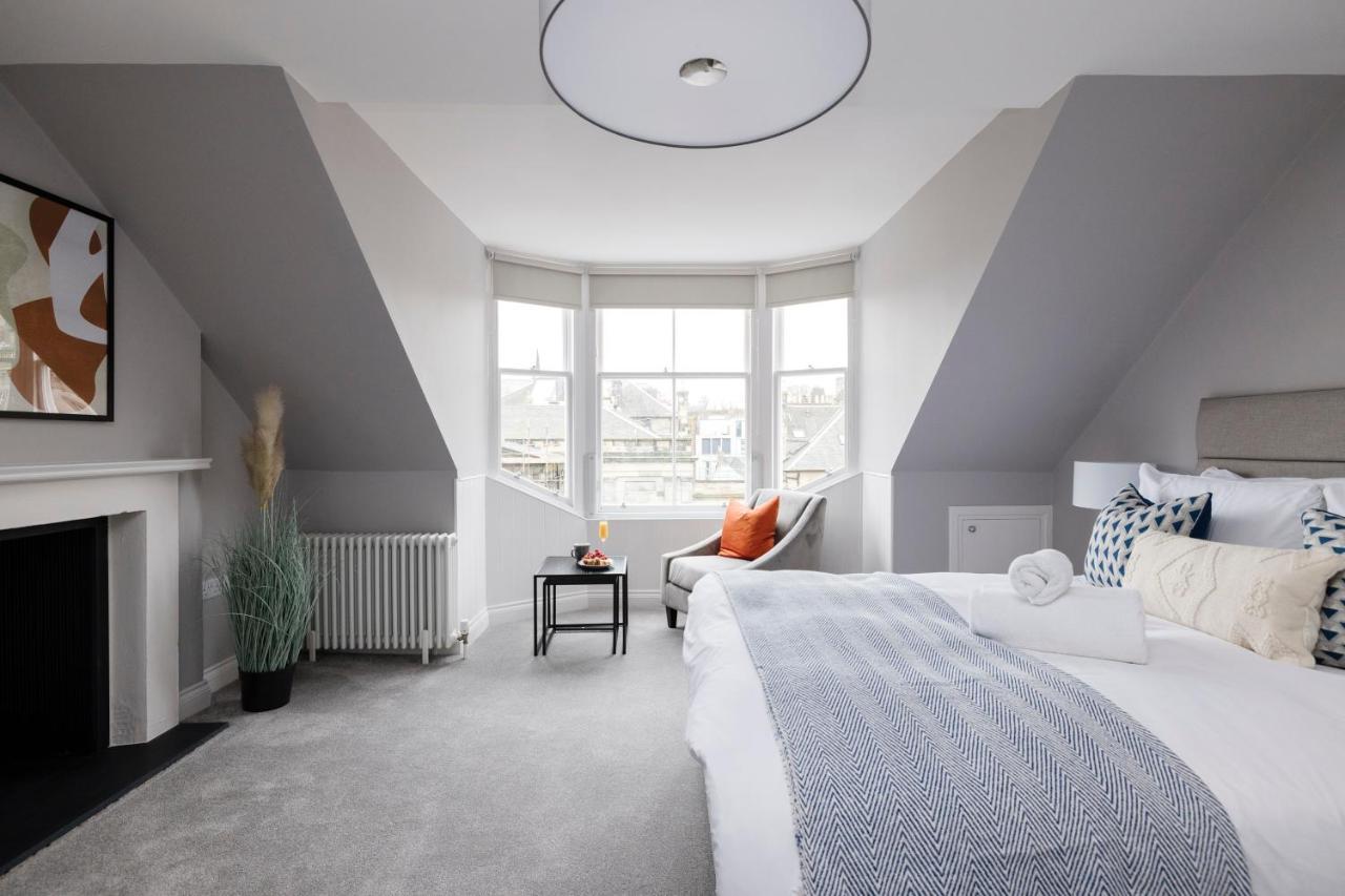 Altido Gorgeous Flat Overlooking Edinburgh Castle Exterior photo
