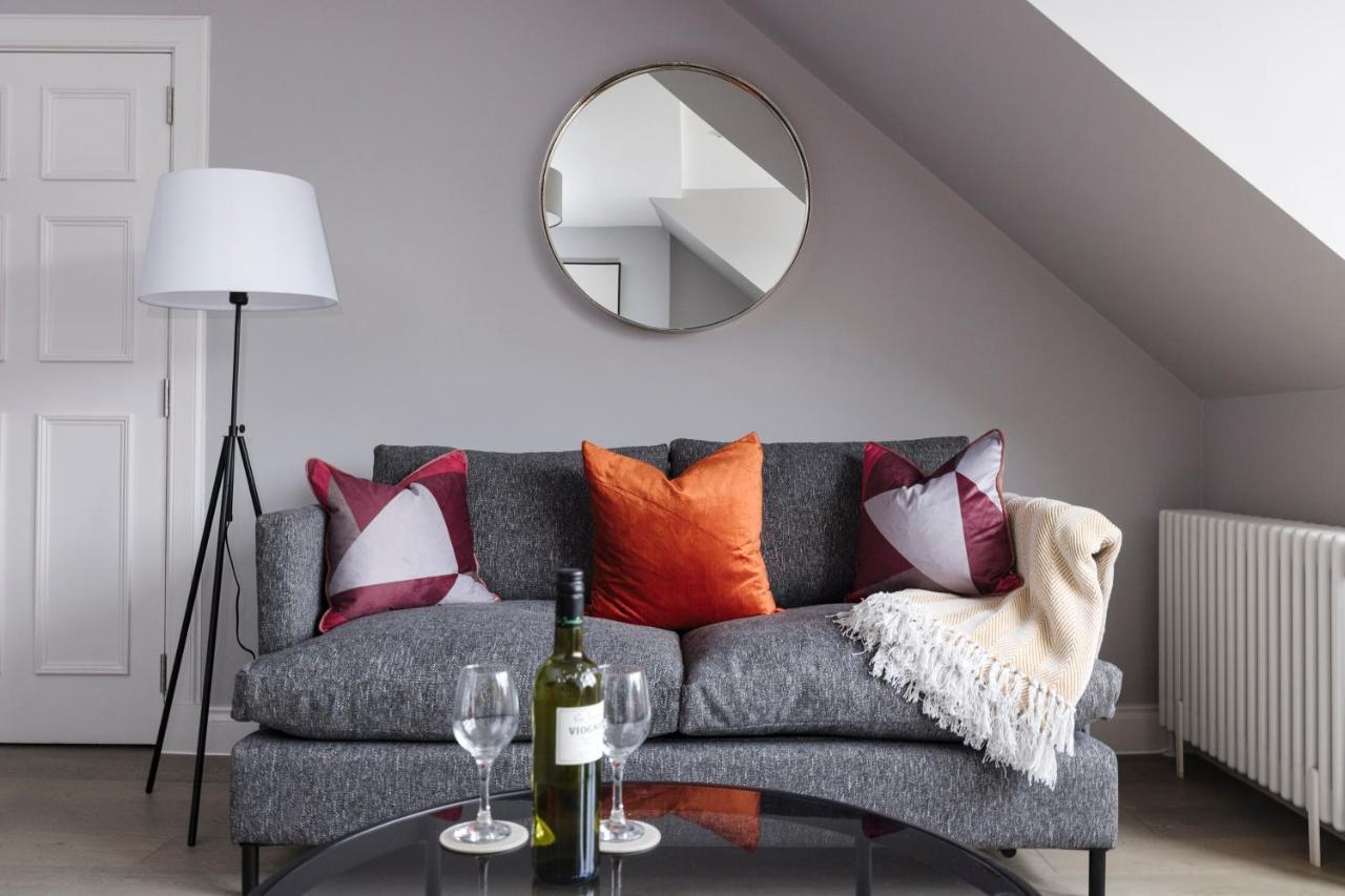 Altido Gorgeous Flat Overlooking Edinburgh Castle Exterior photo